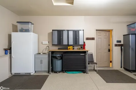 135 Crabtree Road Montezuma IA 50171