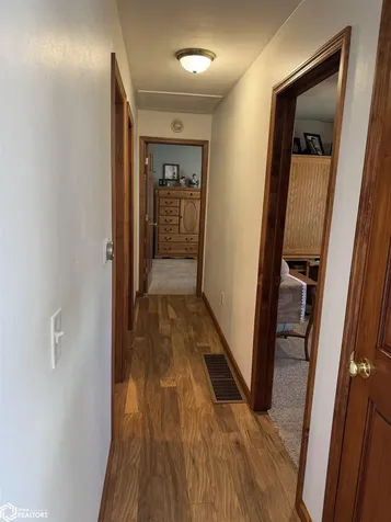 400 S Cedar Street New London IA 52645