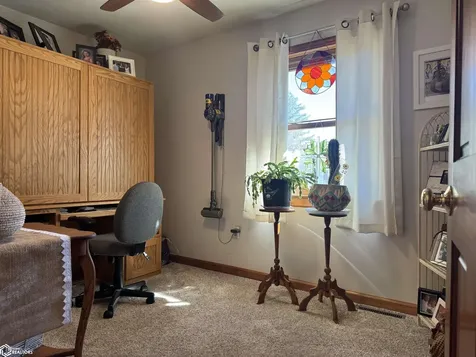 400 S Cedar Street New London IA 52645