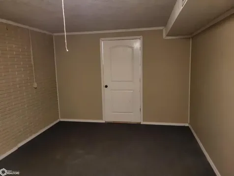2304 Maple Boulevard Marshalltown IA 50158