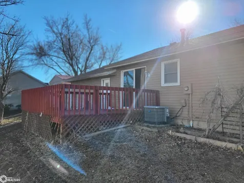 2304 Maple Boulevard Marshalltown IA 50158