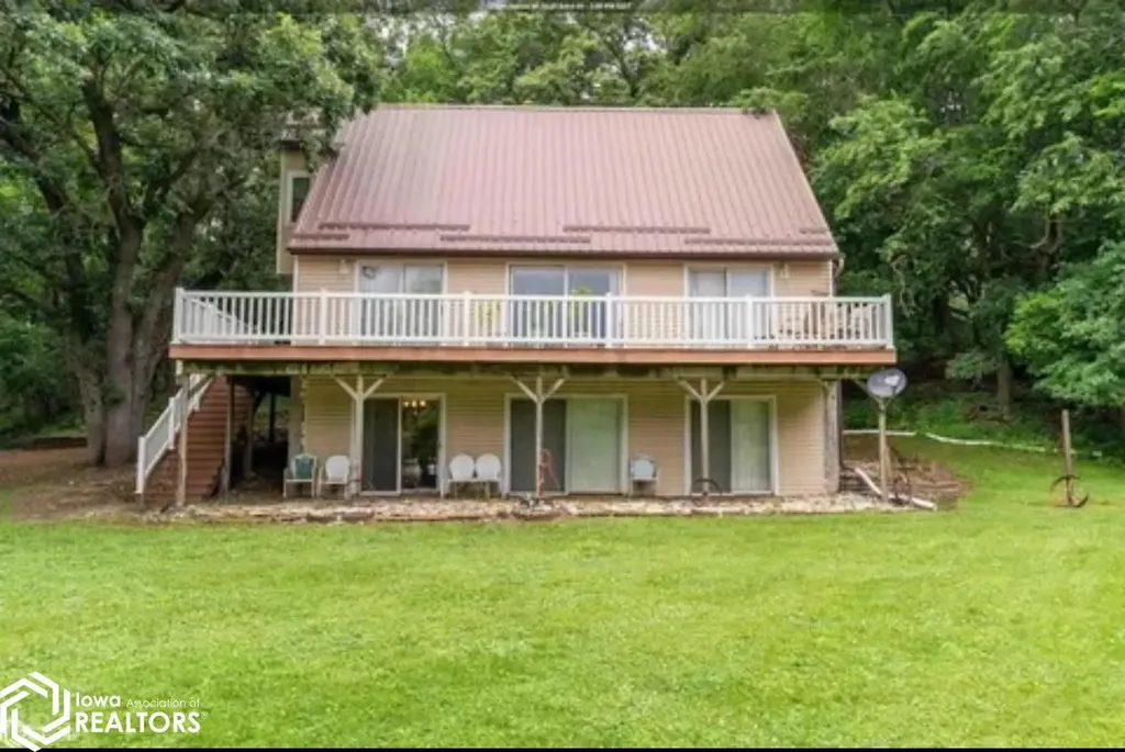 522 14th Avenue Eldora IA 50627
