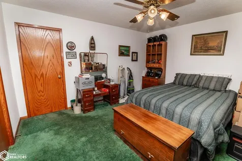522 14th Avenue Eldora IA 50627