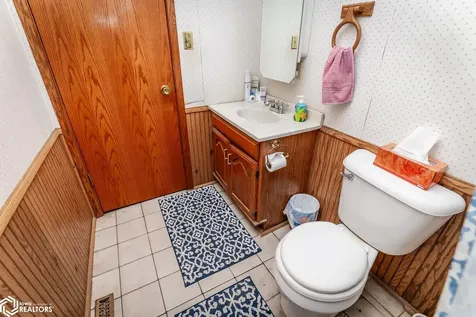 522 14th Avenue Eldora IA 50627