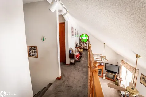522 14th Avenue Eldora IA 50627