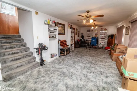 522 14th Avenue Eldora IA 50627