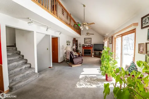 522 14th Avenue Eldora IA 50627