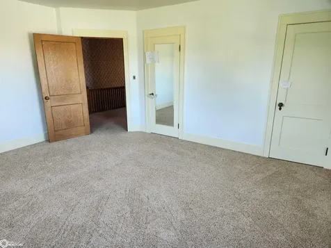 406 E Ross Street Toledo IA 52342
