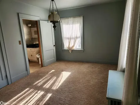 406 E Ross Street Toledo IA 52342