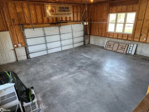 406 E Ross Street Toledo IA 52342