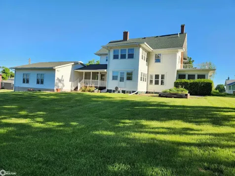 406 E Ross Street Toledo IA 52342