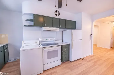 101 S 7th Street Marshalltown IA 50158
