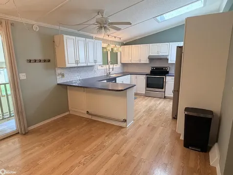 3308 W Jefferson Avenue Fairfield IA 52556
