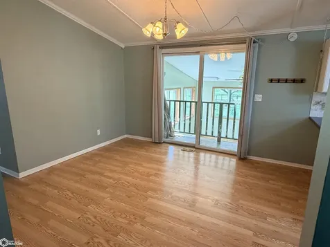 3308 W Jefferson Avenue Fairfield IA 52556