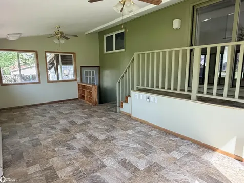 3308 W Jefferson Avenue Fairfield IA 52556