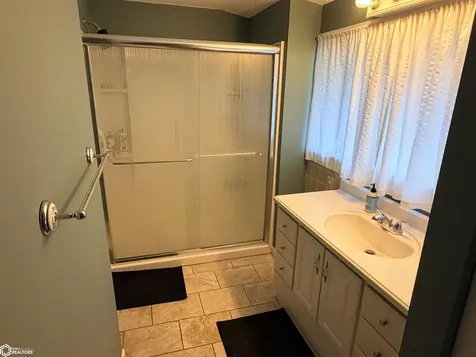 3308 W Jefferson Avenue Fairfield IA 52556