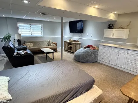 3308 W Jefferson Avenue Fairfield IA 52556