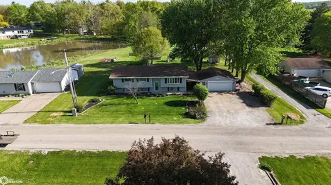 3308 W Jefferson Avenue Fairfield IA 52556