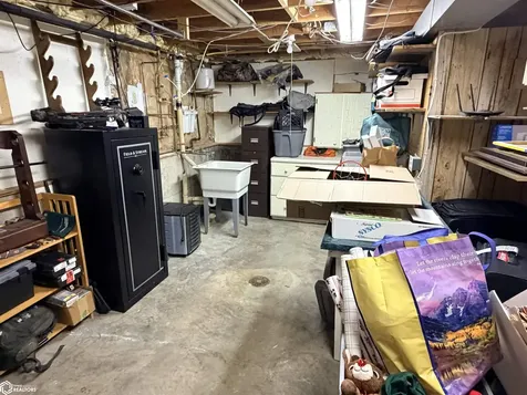 3308 W Jefferson Avenue Fairfield IA 52556
