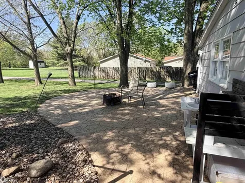 3308 W Jefferson Avenue Fairfield IA 52556