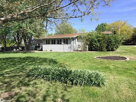 3308 W Jefferson Avenue Fairfield IA 52556