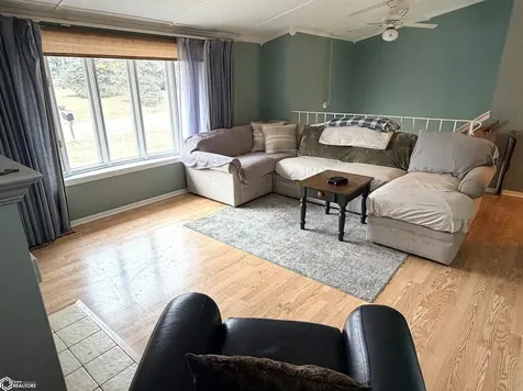 3308 W Jefferson Avenue Fairfield IA 52556