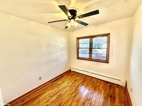 122 N Johnson Avenue Ottumwa IA 52501
