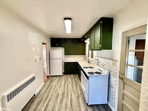 122 N Johnson Avenue Ottumwa IA 52501