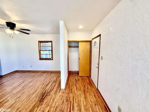 122 N Johnson Avenue Ottumwa IA 52501