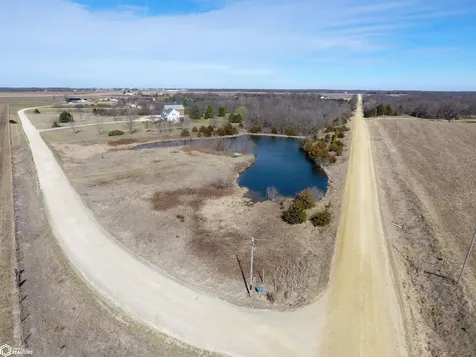 17199 Irish Ridge Road Burlington IA 52601