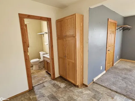 2522 Avenue H Fort Madison IA 52627
