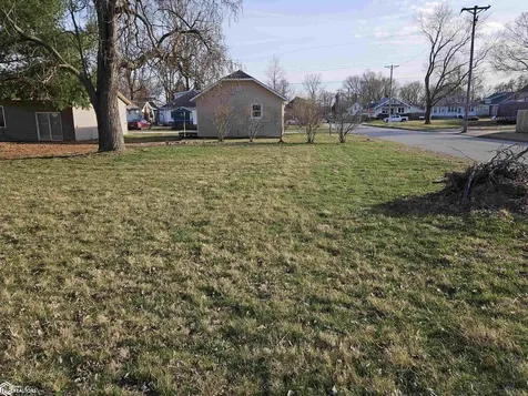 2522 Avenue H Fort Madison IA 52627