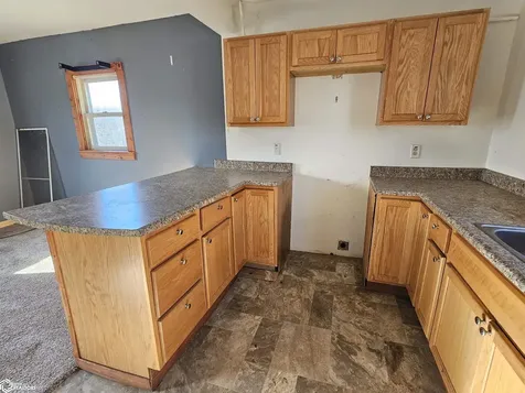 2522 Avenue H Fort Madison IA 52627