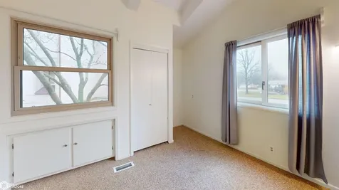 1009 Southview Drive Fairfield IA 52556