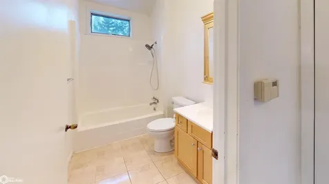 1009 Southview Drive Fairfield IA 52556
