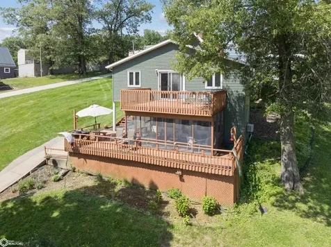 111 Elm Road Montezuma IA 50171-8424