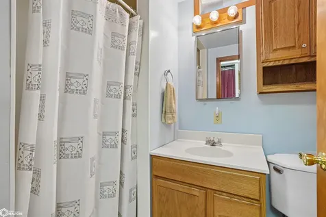 111 Elm Road Montezuma IA 50171-8424