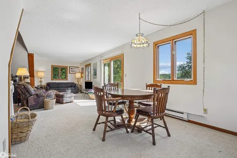 111 Elm Road Montezuma IA 50171-8424