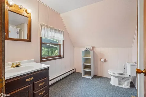111 Elm Road Montezuma IA 50171-8424
