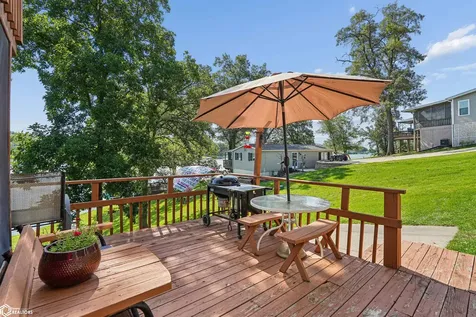 111 Elm Road Montezuma IA 50171-8424
