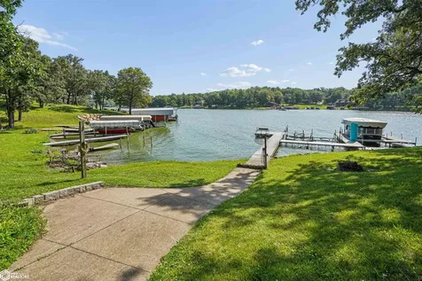 111 Elm Road Montezuma IA 50171-8424