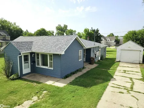 316 8th Avenue Grinnell IA 50112