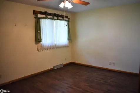 605 Dale Drive Iowa Falls IA 50126