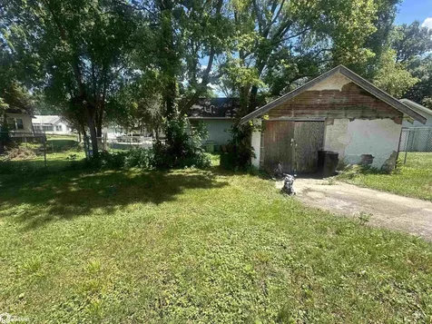 925 N Pennsylvania Avenue Mason City IA 50401