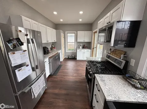 315 7th Street Gladbrook IA 50635