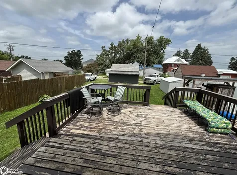 315 7th Street Gladbrook IA 50635