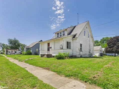 903 S 11th Street Oskaloosa IA 52577