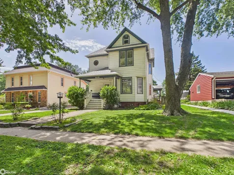 910 1st Avenue E Oskaloosa IA 52577
