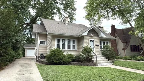 1112 W State Street Mason City IA 50401