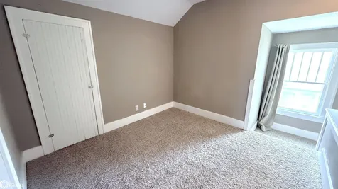 1112 W State Street Mason City IA 50401